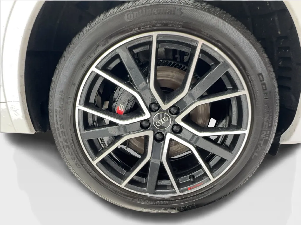 Audi SQ5 photo 15