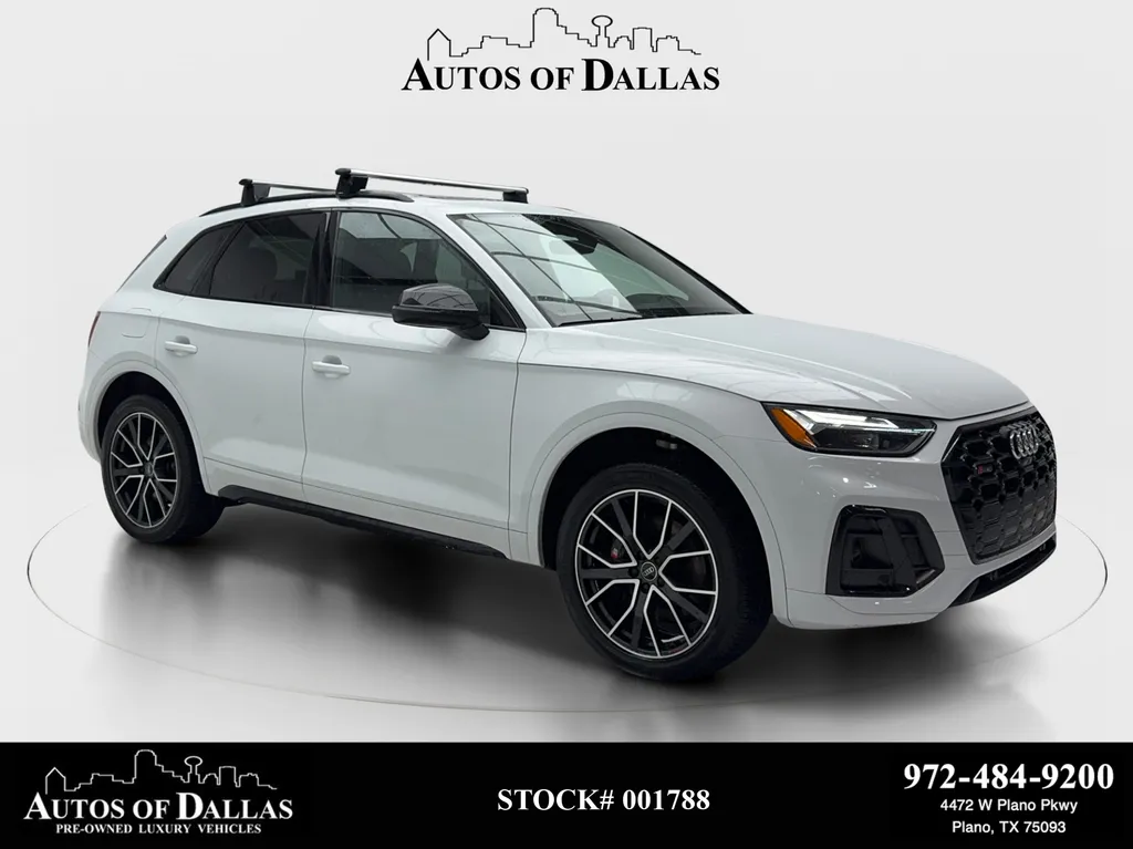 2024 Audi SQ5 Premium Plus's photo