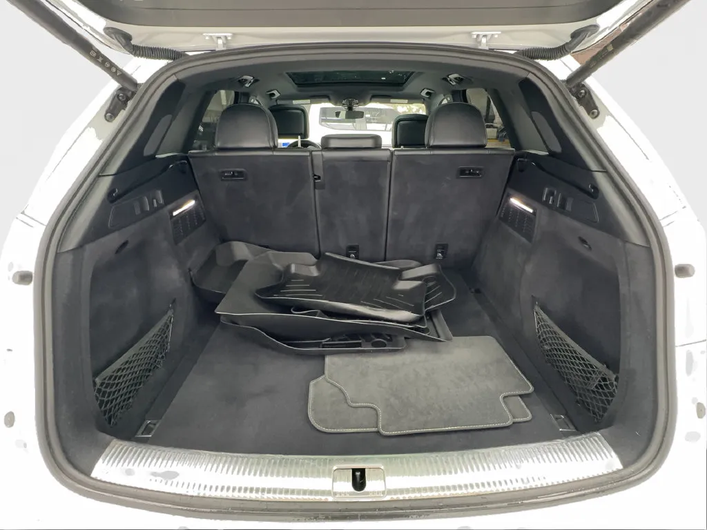 Audi SQ5 photo 18