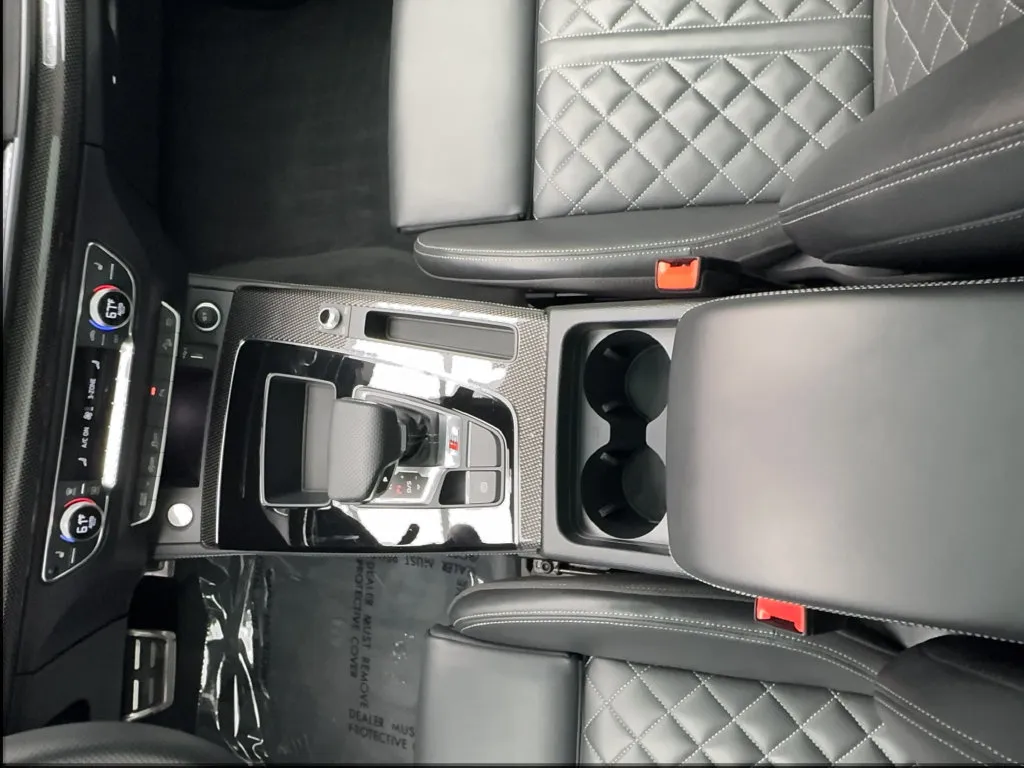 Audi SQ5 photo 40