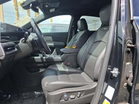 More photos of 2024 Cadillac XT4 Premium Luxury at Autos of Dallas - Plano, TX