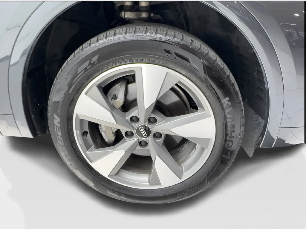 Audi Q5 photo 15