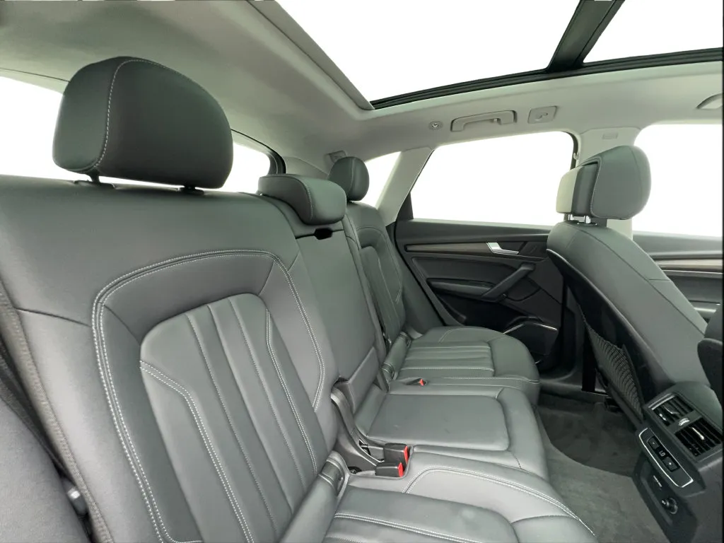 Audi Q5 photo 28