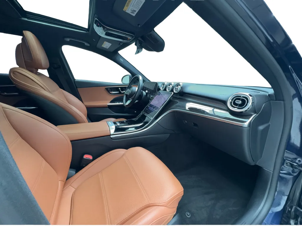 Mercedes-Benz C-Class photo 28