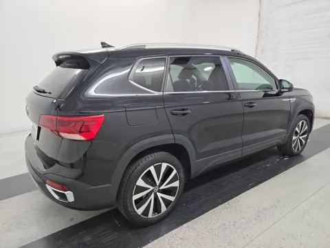 Photos of 2022 Volkswagen Taos 1.5T SE for sale in Plano, TX at Autos of Dallas - Plano