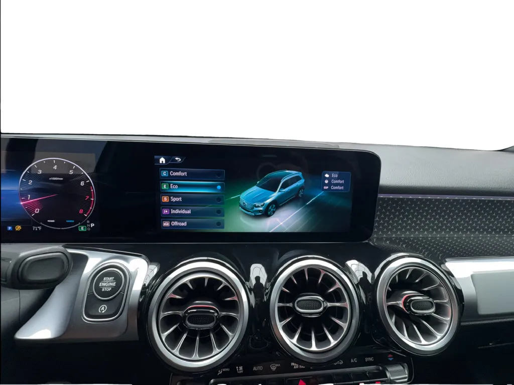 Mercedes-Benz GLB photo 45