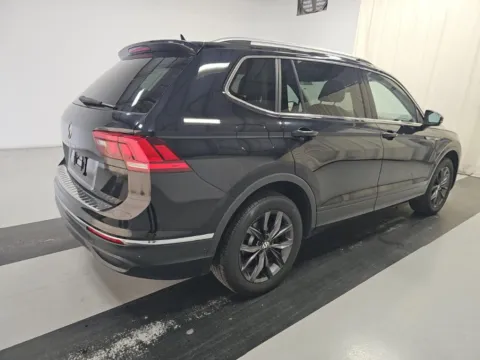 Photos of 2022 Volkswagen Tiguan 2.0T SE for sale in Plano, TX at Autos of Dallas - Plano