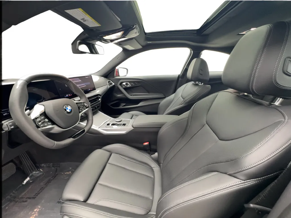 BMW 2 Series photo 22
