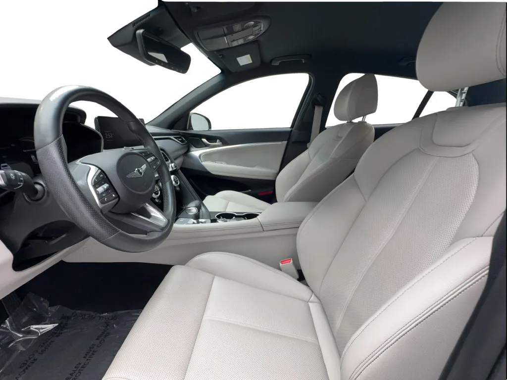 Genesis G70 photo 21