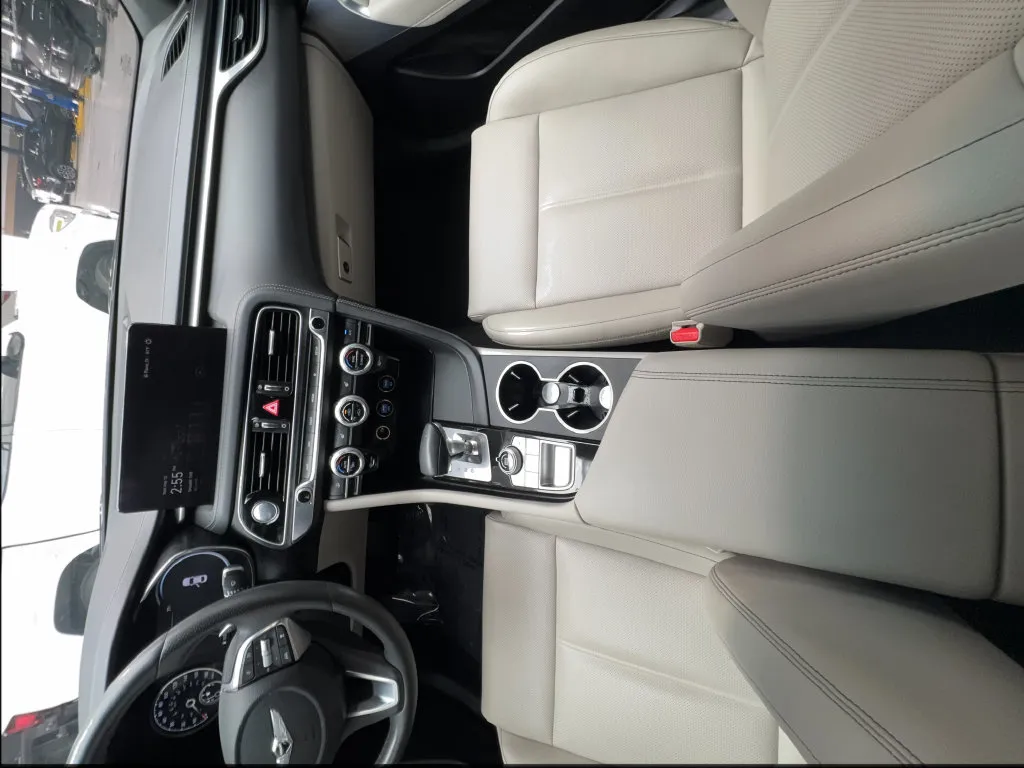 Genesis G70 photo 39