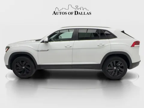 More photos of 2022 Volkswagen Atlas Cross Sport 3.6L V6 SE w/Technology at Autos of Dallas - Plano, TX