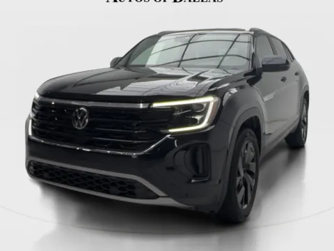 More photos of 2024 Volkswagen Atlas Cross Sport 2.0T SE w/Technology at Autos of Dallas - Plano, TX