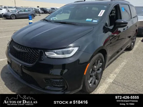 Black 2025 Chrysler Pacifica Limited for sale in Plano, TX