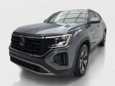 More photos of 2024 Volkswagen Atlas Cross Sport 2.0T SE at Autos of Dallas - Plano, TX