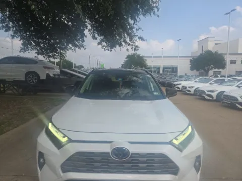 White 2023 Toyota RAV4 Hybrid Limited for sale in Plano, TX