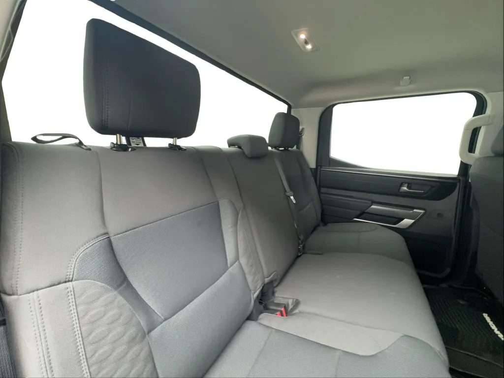 Toyota Tundra photo 29