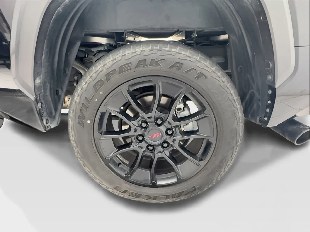 Toyota Tundra photo 15