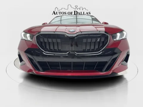More photos of 2025 BMW i5 eDrive40 M SPORT,NAV,CAM,SUNROOF,HEADS UP,20" M WL at Autos of Dallas - Plano, TX