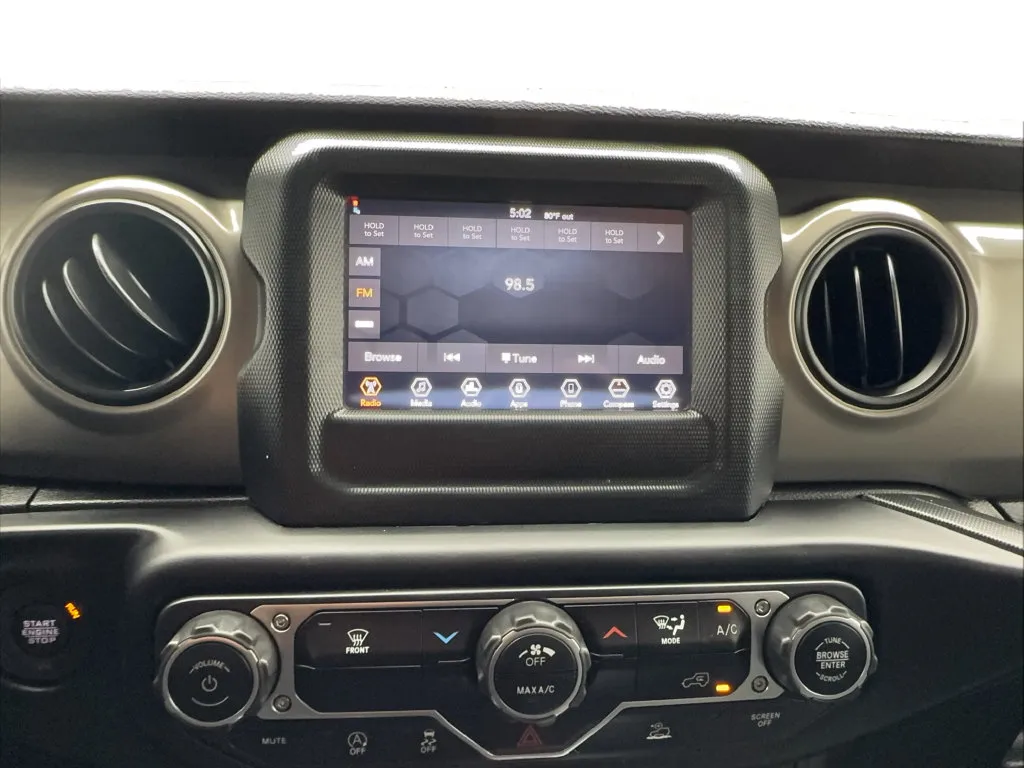 Jeep Wrangler photo 44