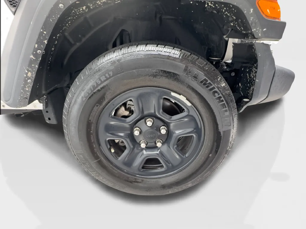 Jeep Wrangler photo 15