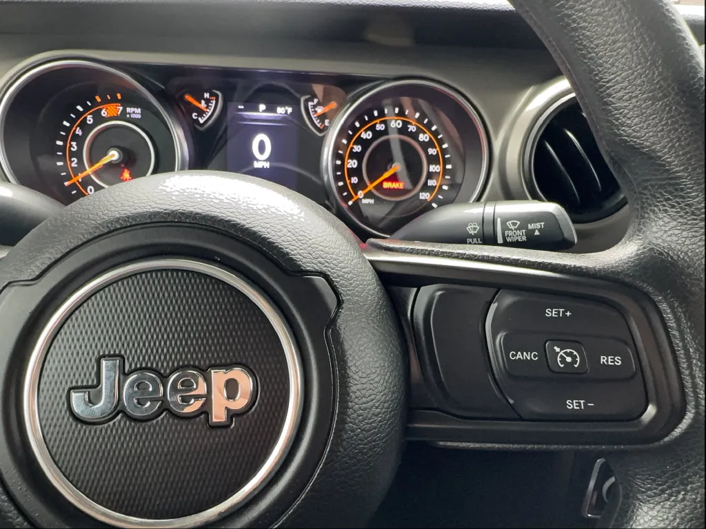 Jeep Wrangler photo 40