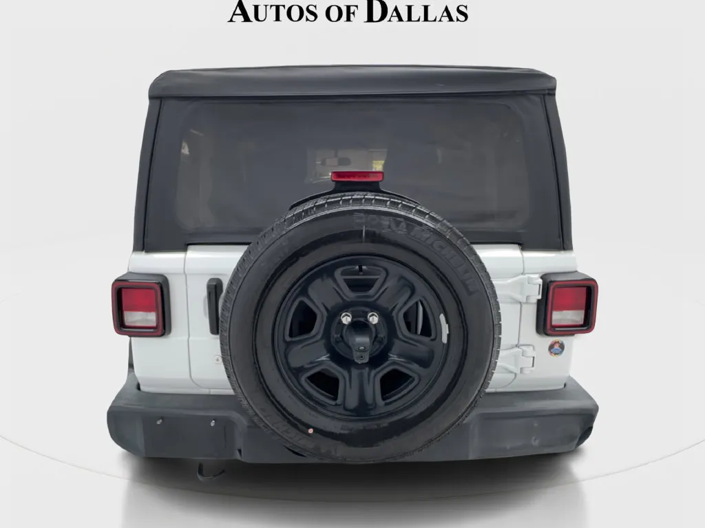 Jeep Wrangler photo 10