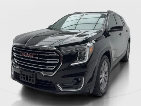 More photos of 2024 GMC Terrain SLT at Autos of Dallas - Plano, TX
