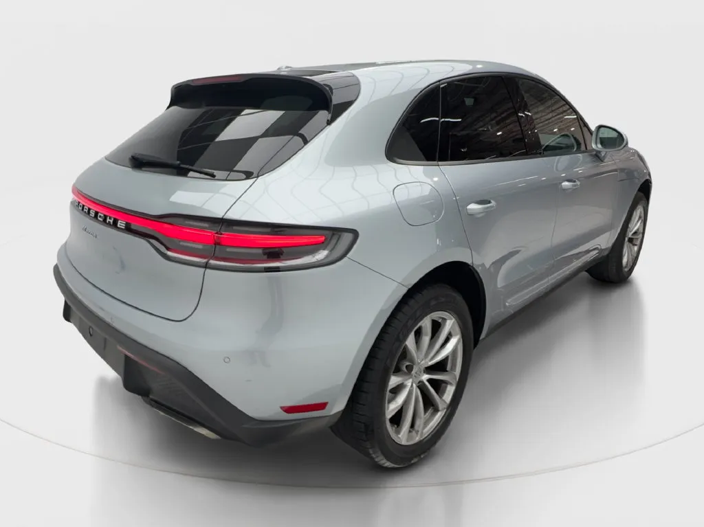 Porsche Macan photo 7