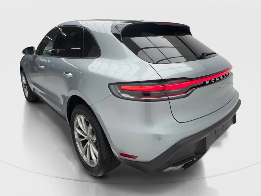 Porsche Macan photo 10