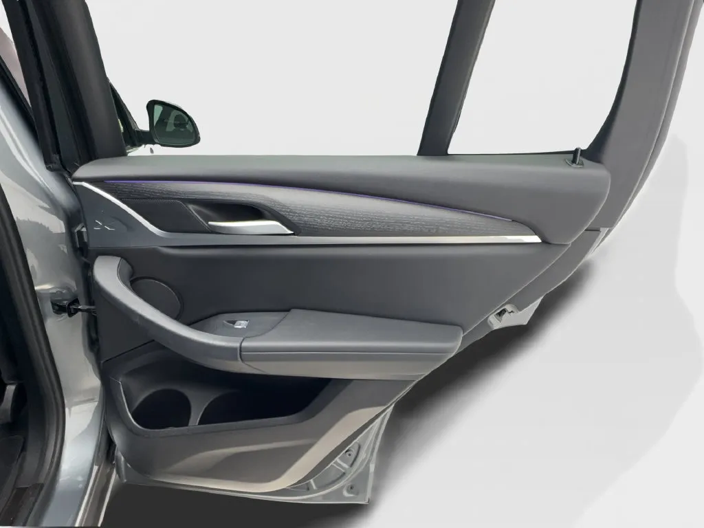 BMW X3 photo 30