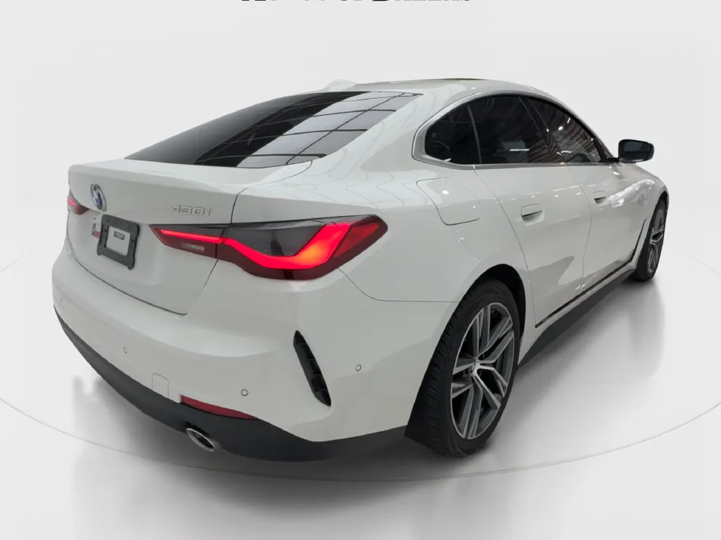 BMW 4 Series photo 8