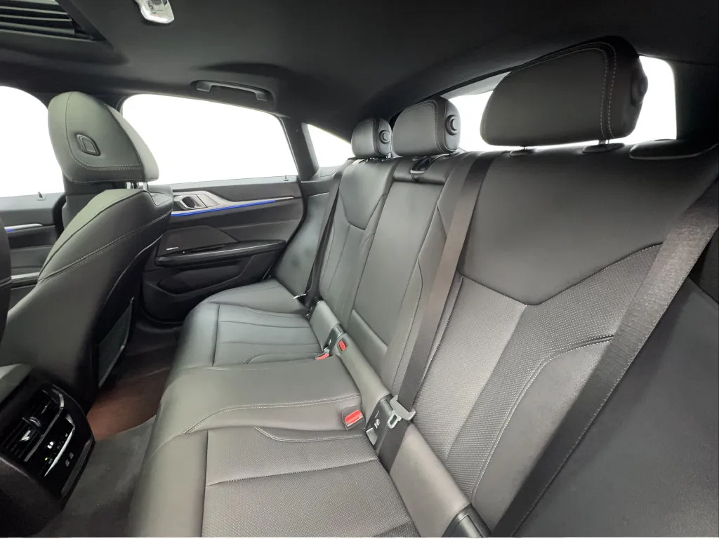 BMW 4 Series photo 28