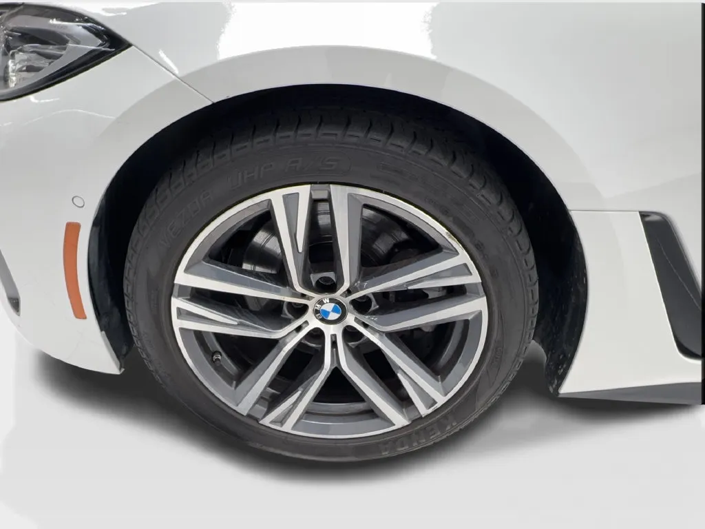 BMW 4 Series photo 15