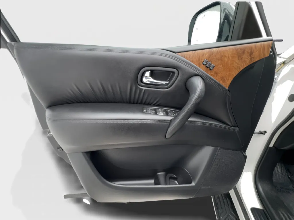 Nissan Armada photo 26