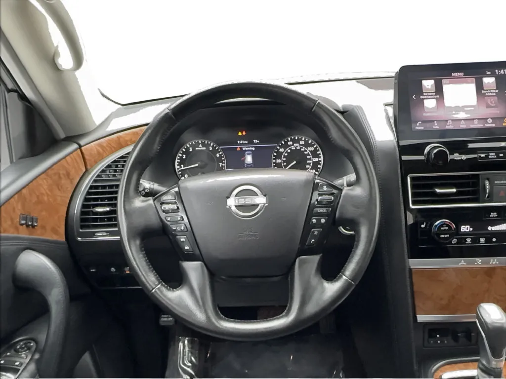 Nissan Armada photo 43
