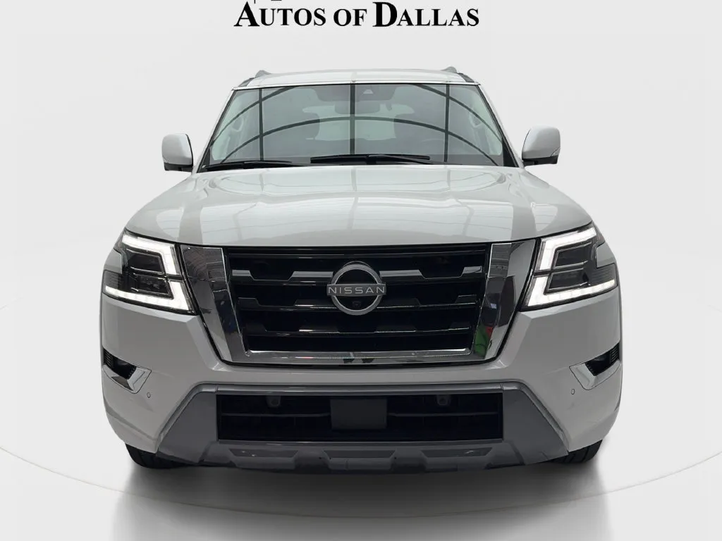 Nissan Armada photo 4