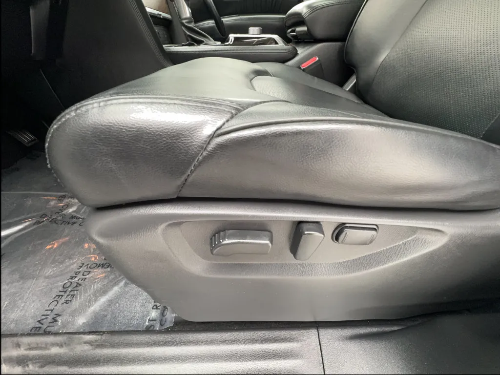 Nissan Armada photo 25