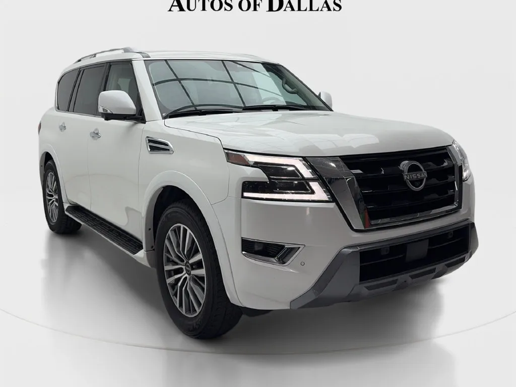 Nissan Armada photo 3