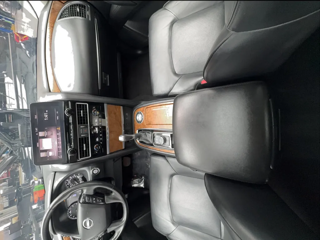 Nissan Armada photo 44