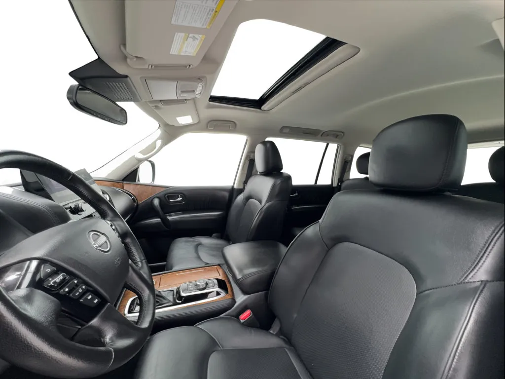 Nissan Armada photo 22