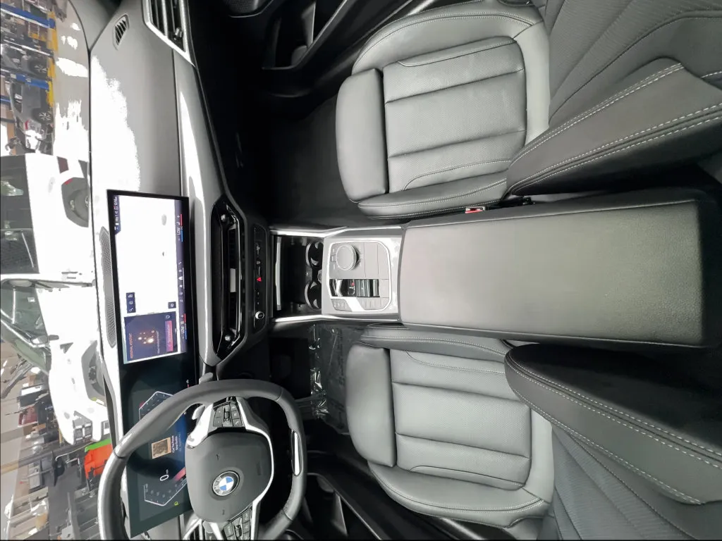 BMW 2 Series photo 32