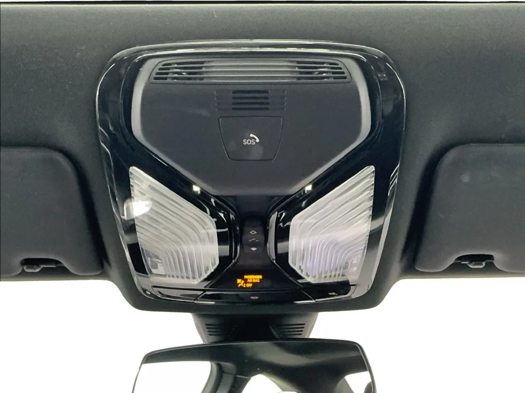 BMW 2 Series photo 33