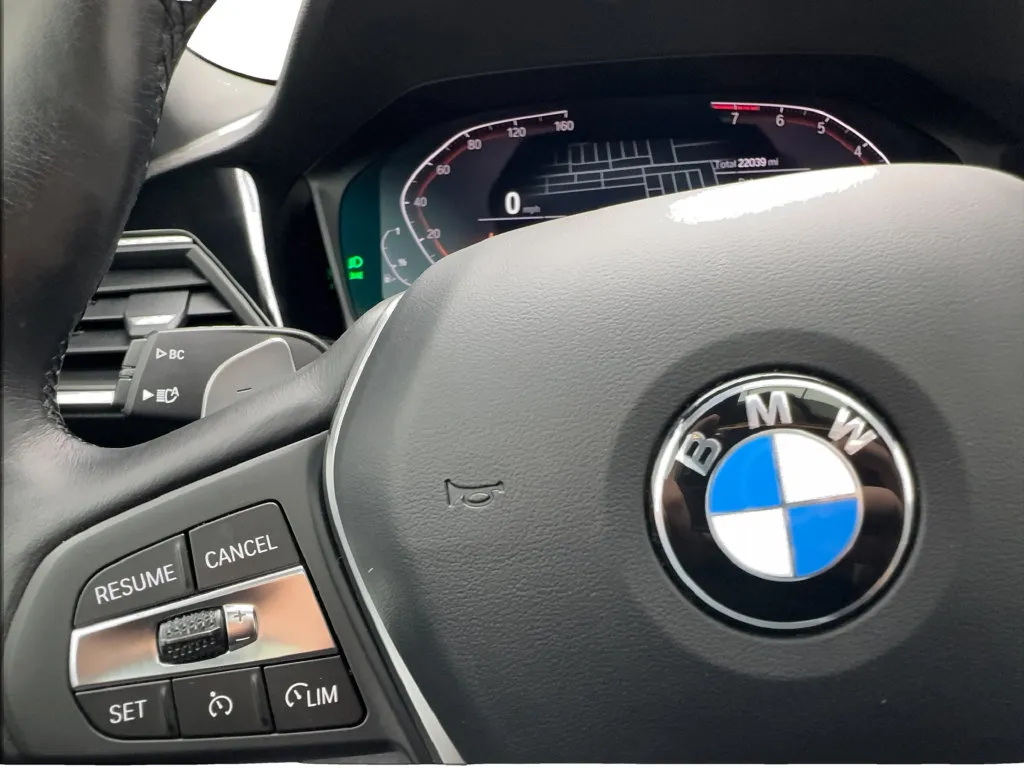 BMW 2 Series photo 41