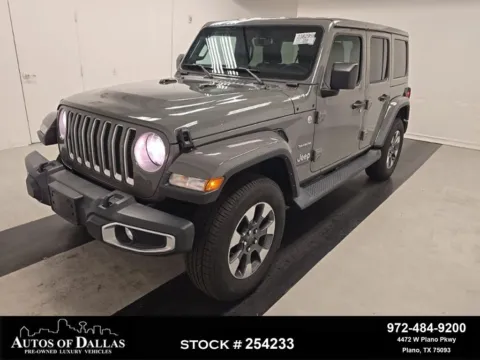 Gray 2022 Jeep Wrangler Unlimited Sahara for sale in Plano, TX