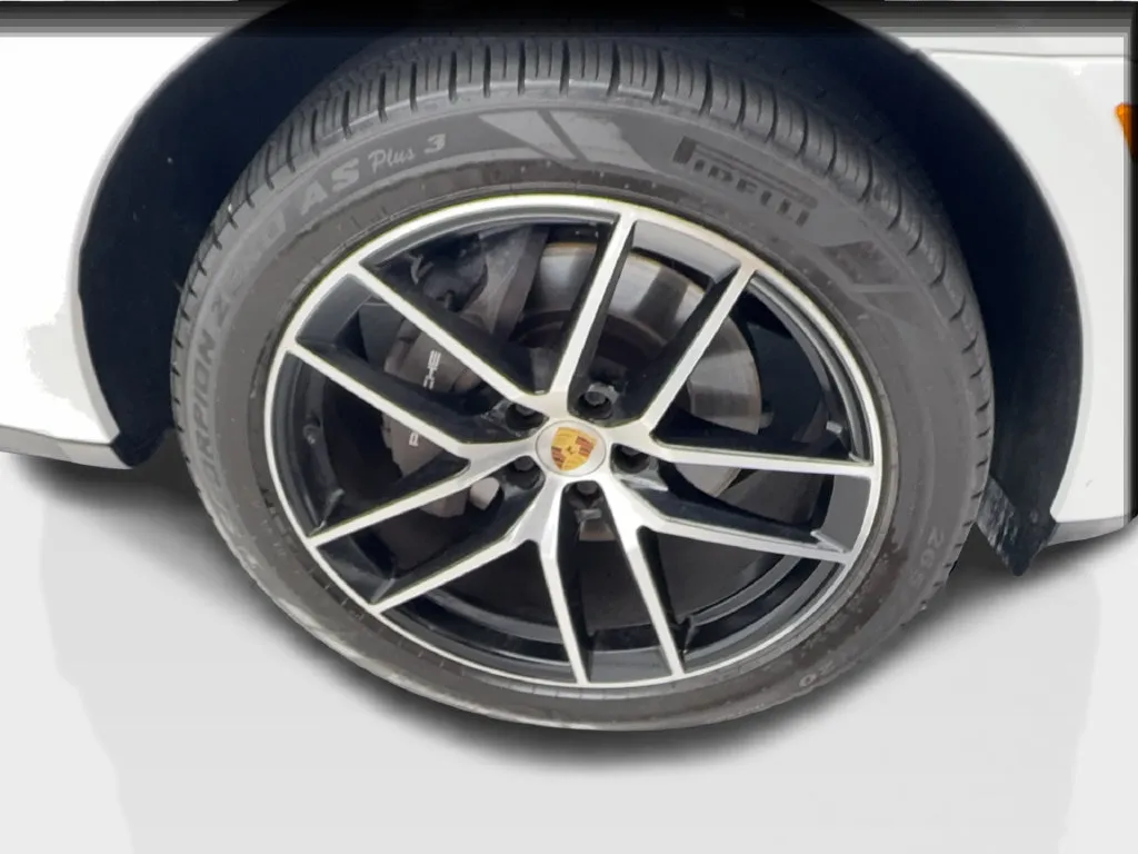Porsche Macan photo 16
