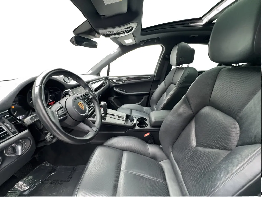 Porsche Macan photo 22