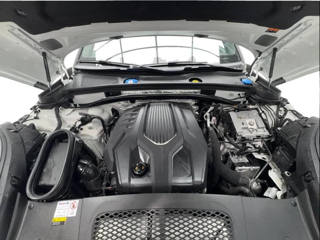 Porsche Macan photo 20