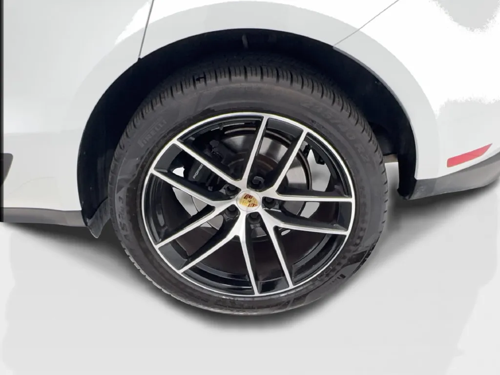 Porsche Macan photo 14