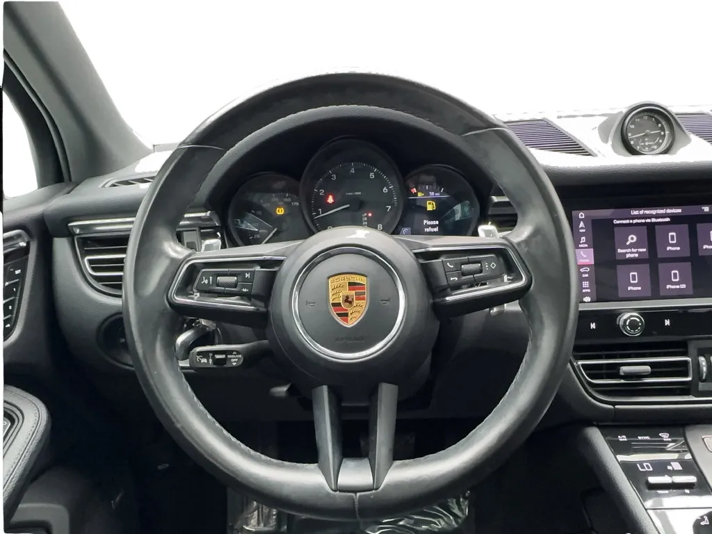 Porsche Macan photo 40