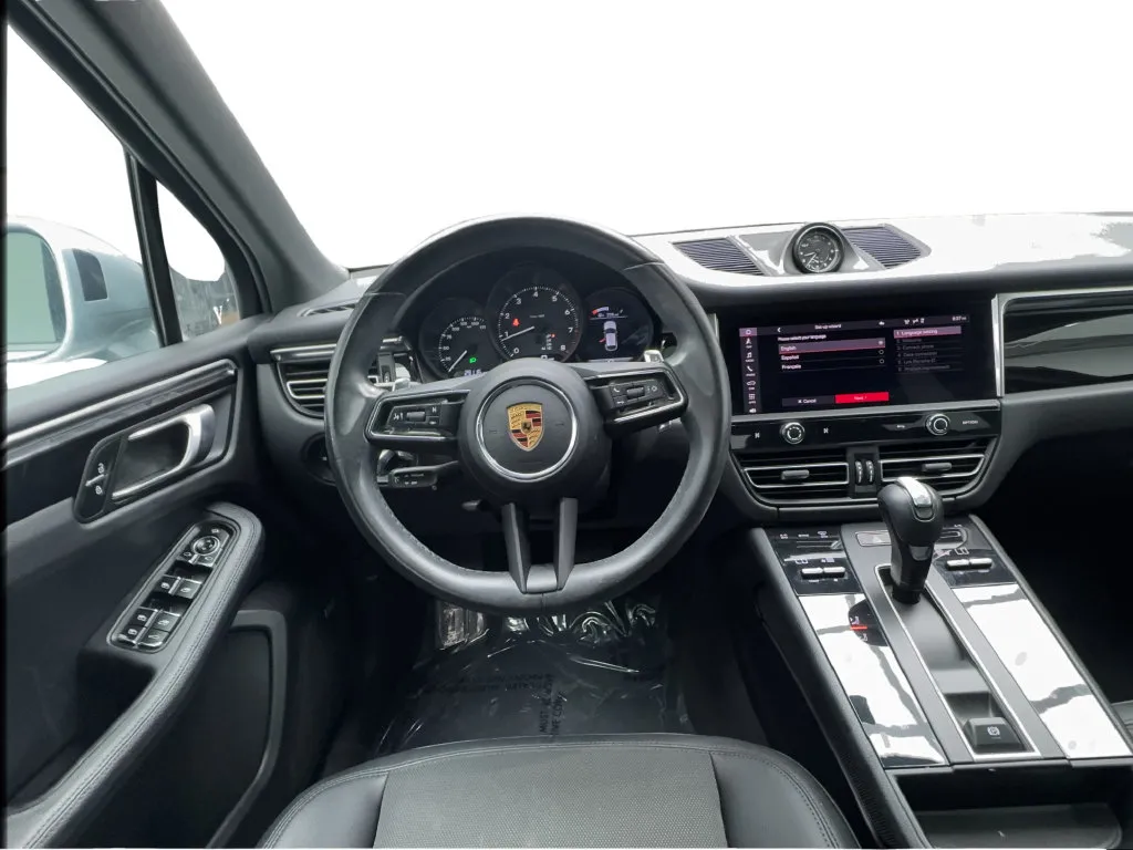Porsche Macan photo 39